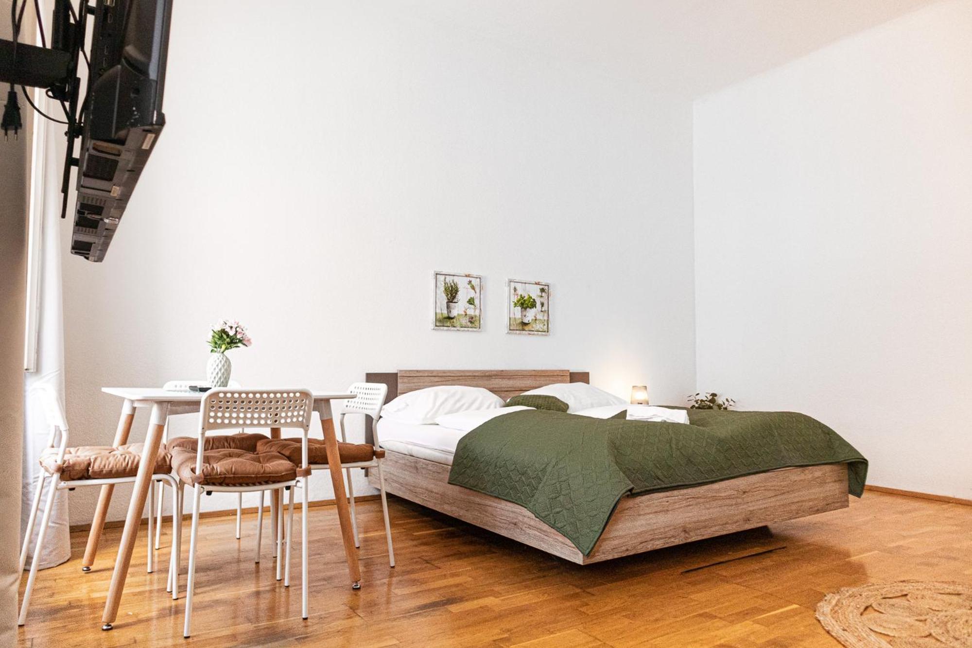 Stylish Multi Perfect For Group Apartment Wien