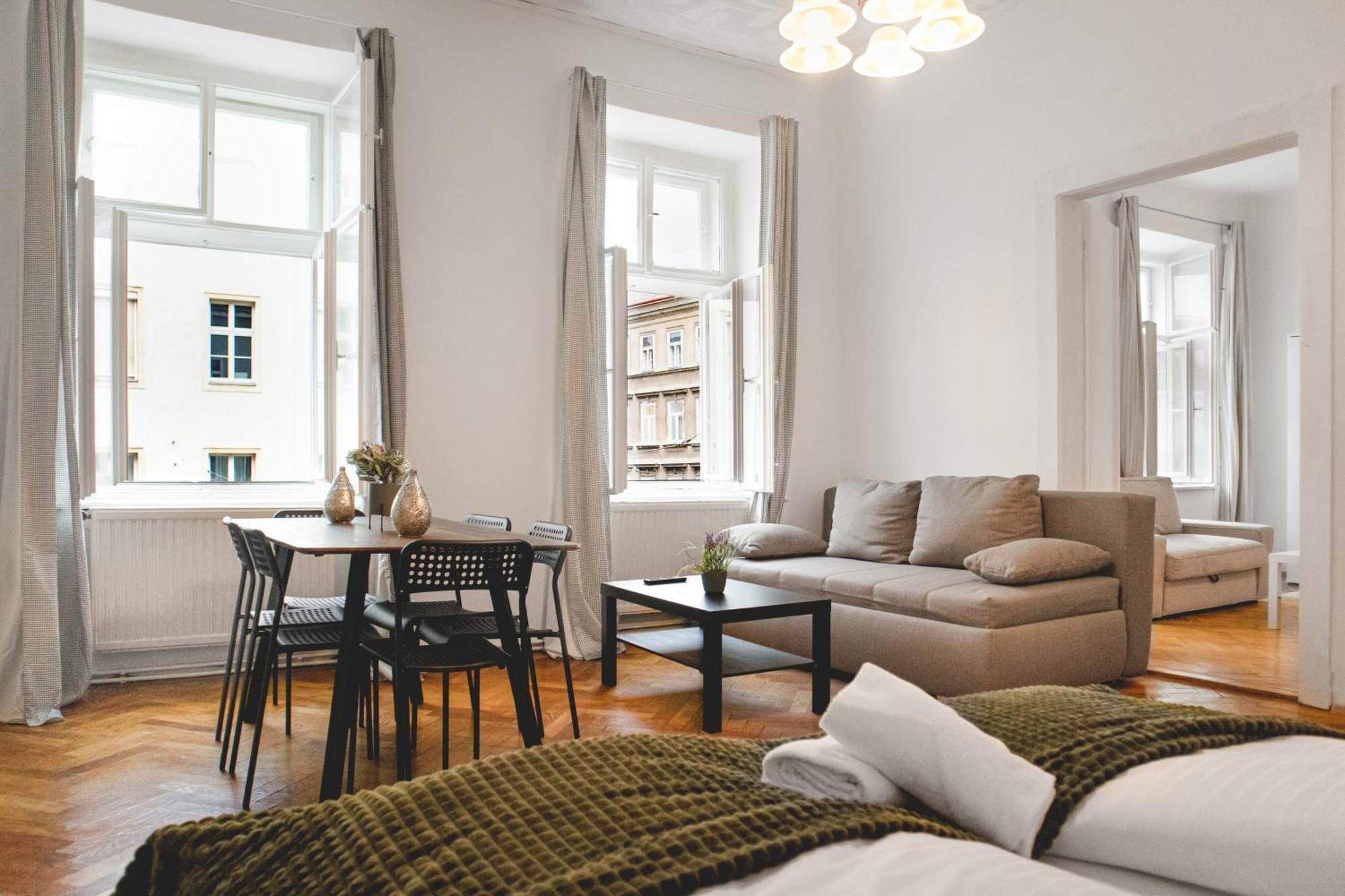 Stylish Multi Perfect For Group Wien