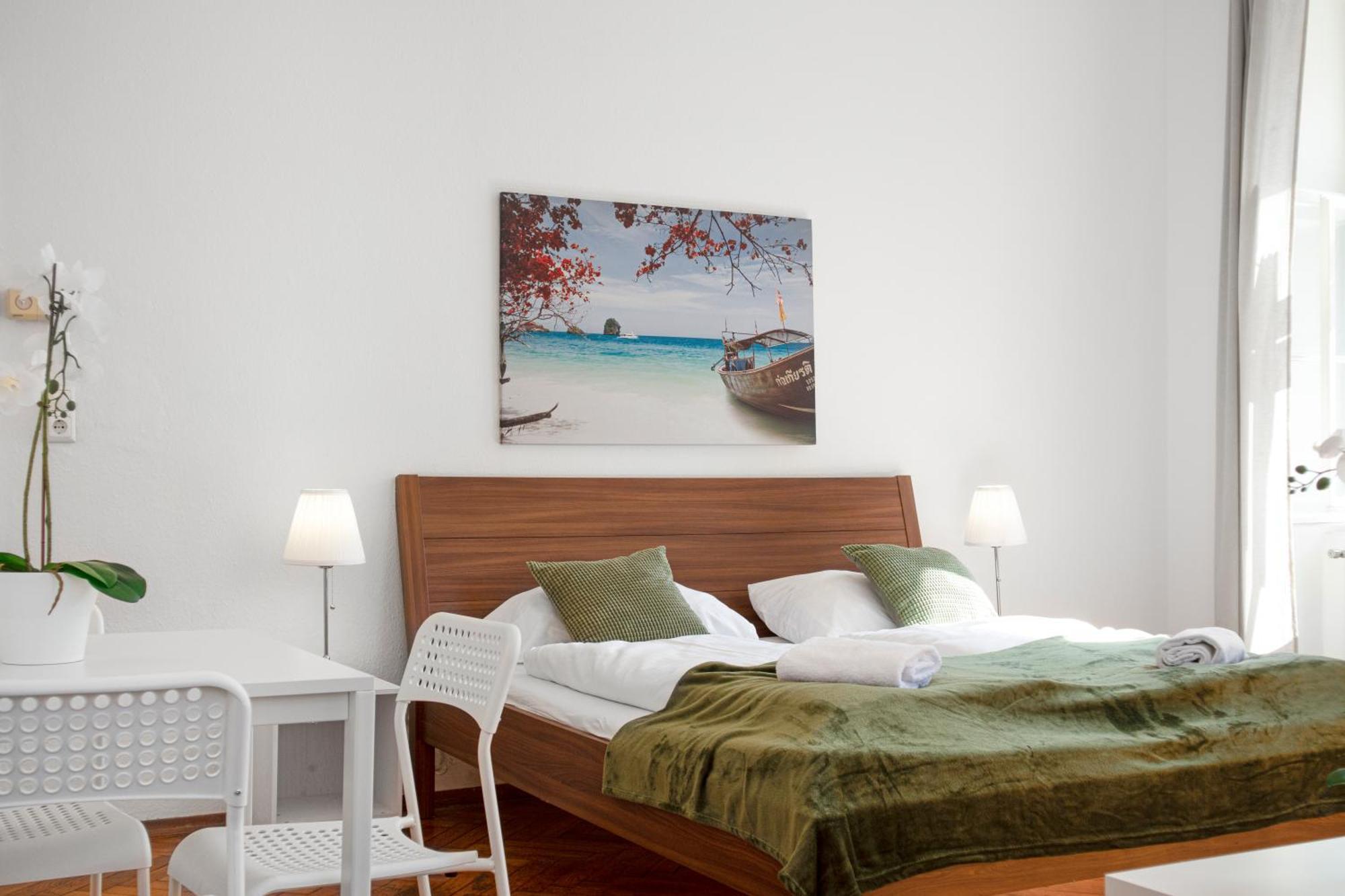 Stylish Multi Perfect For Group Apartment *