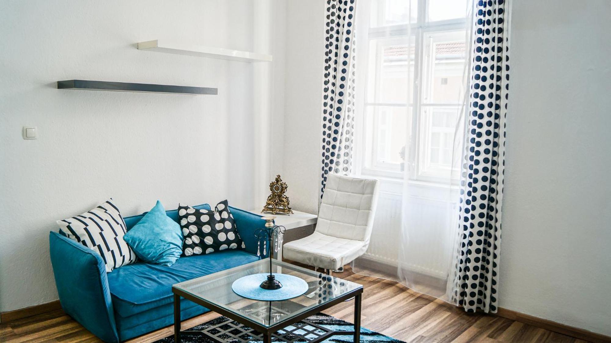 Stylish Multi Perfect For Group