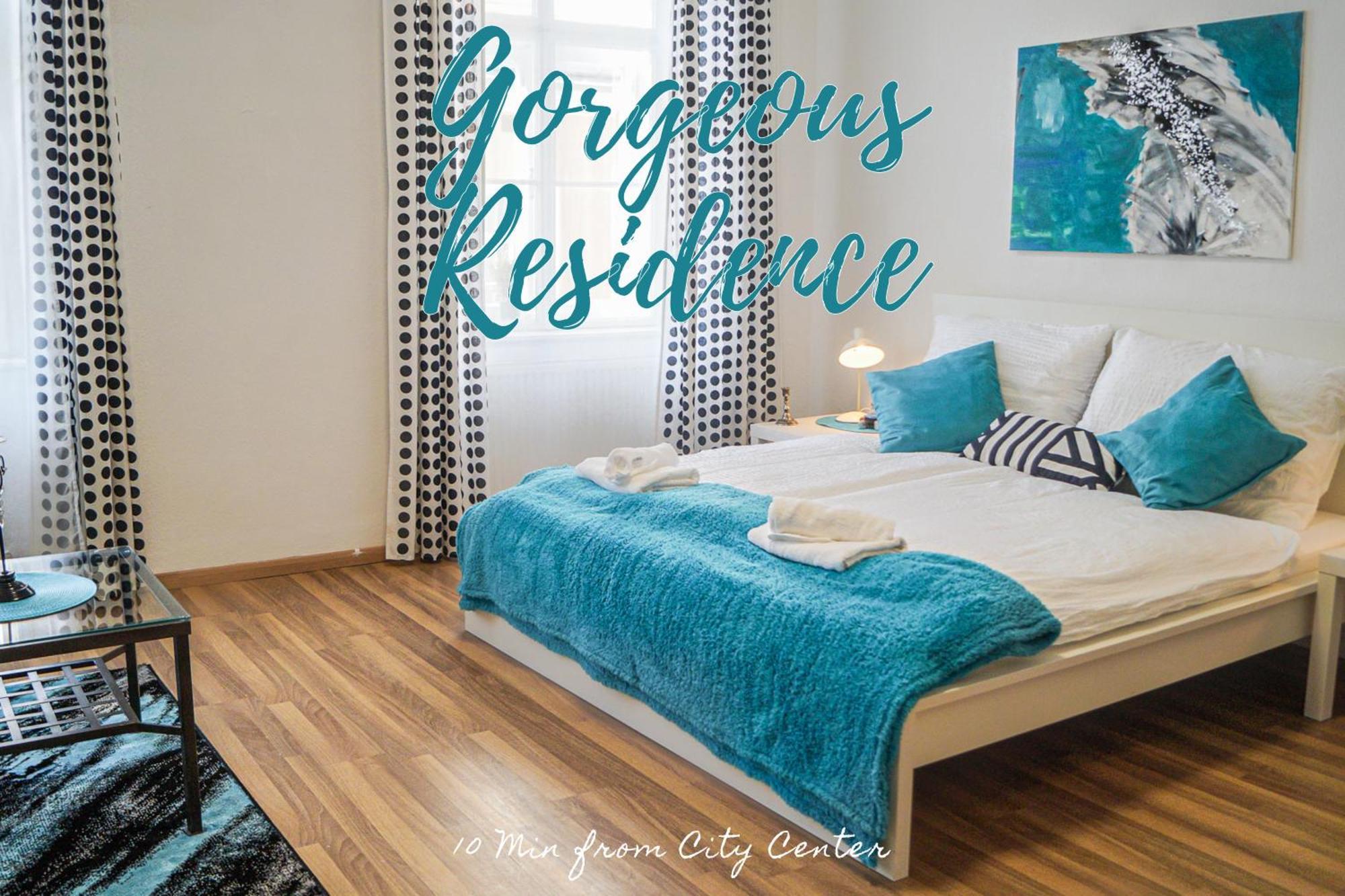 Stylish Multi Perfect For Group *